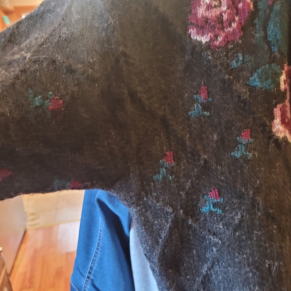 Vintage 100% Wool, Woolrich L, Floral Sweater NEW FEEL AND LOOKS HARDLY WORN - Picture 6 of 10